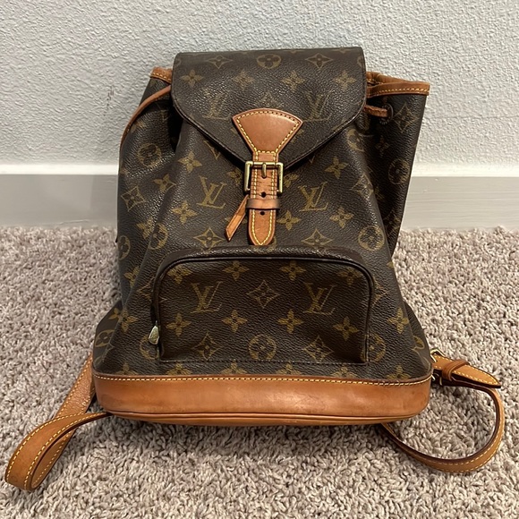 Louis Vuitton Montsouris Backpack Monogram - Picture 1 of 9